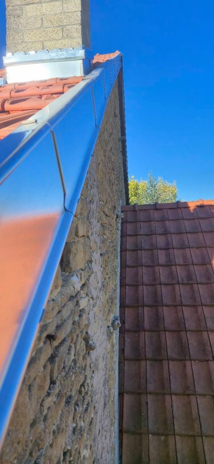 Habillage de planche de rive en zinc 